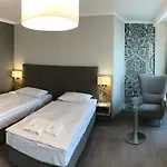 Hotel Perfect 4*