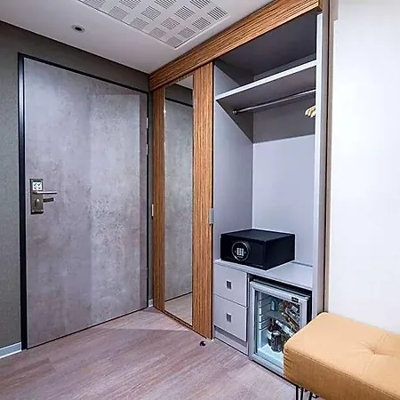 Hotel Perfect 4*
